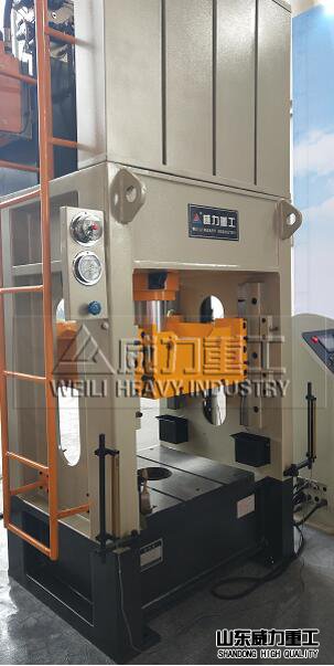 100噸液壓機(jī)