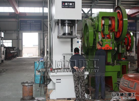 315噸單臂液壓機生產廠家