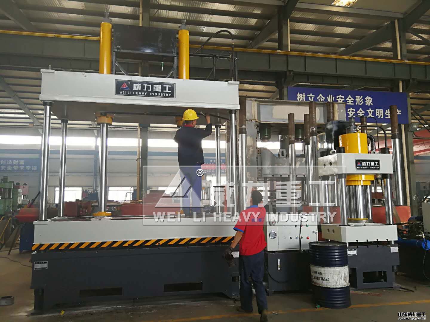 100噸三梁四柱液壓機