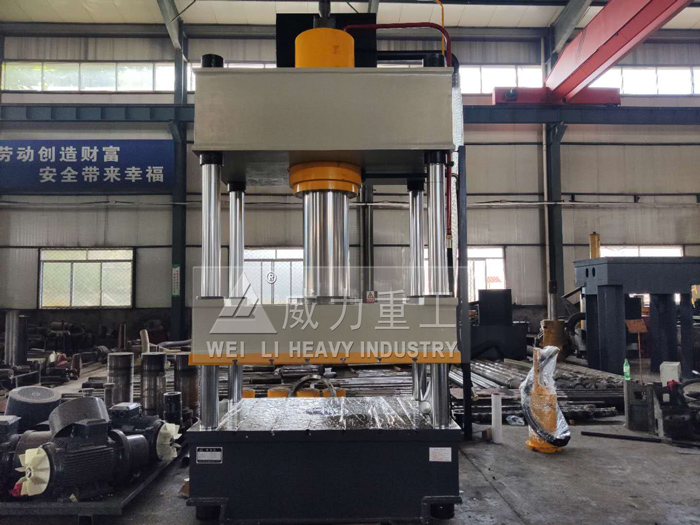 熱壓復(fù)合漏糞板專用四柱液壓機(jī)