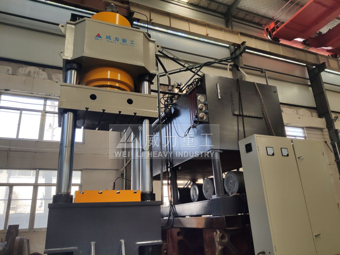 1000噸四柱液壓機(jī)