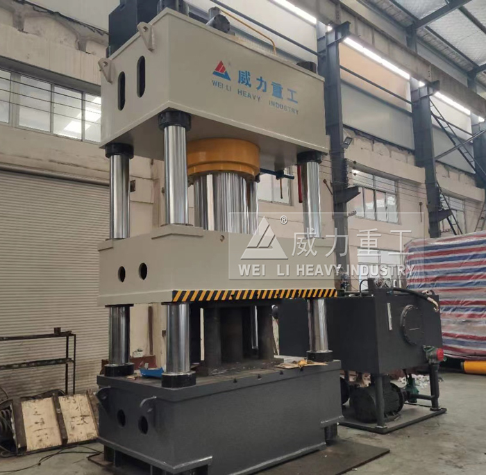 山東威力重工冷擠壓液壓機(jī)
