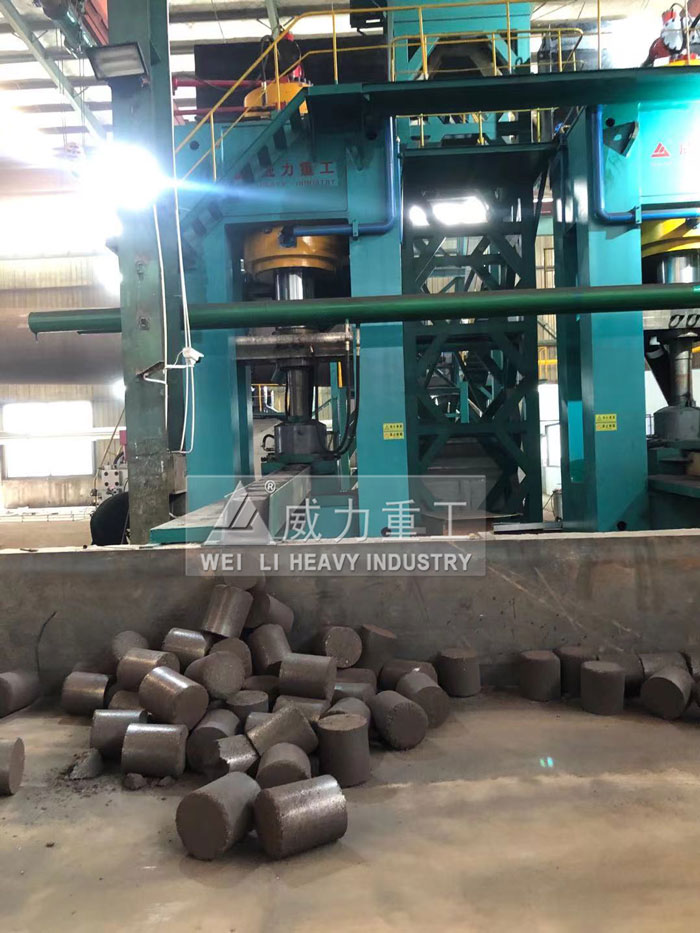 全自動(dòng)粒子鋼壓塊液壓機(jī)