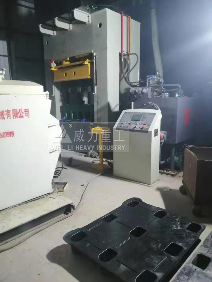 框架式塑料托盤專用液壓機(jī)