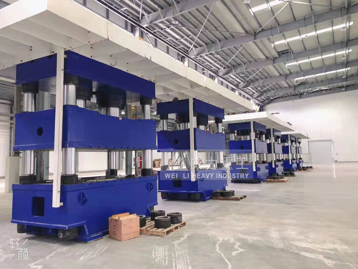 汽車配件液壓機客戶現場