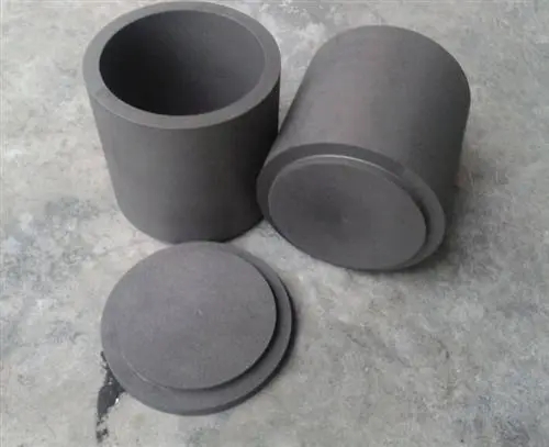 四柱液壓機(jī)壓制坩堝蓋子