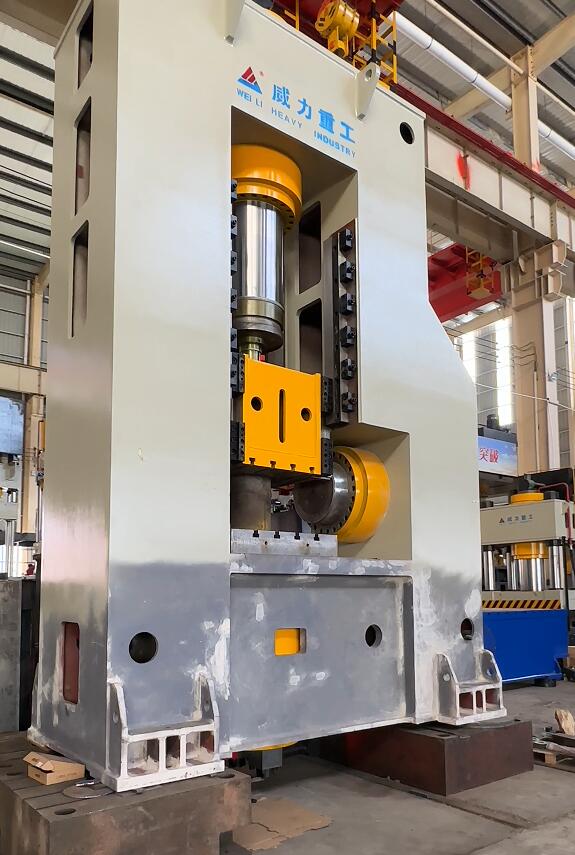 800噸框架式多向鍛造液壓機