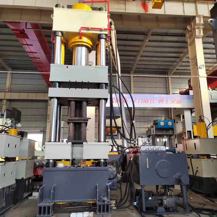 800噸四梁四柱液壓機(匣缽生產設備)